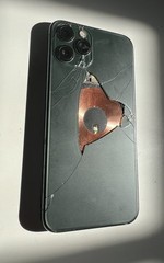 Apple iPhone 11 Pro Green Bar Smartphone Cracked Back-for parts use only .