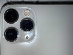 Apple iPhone 11 Pro Max 64GB A2161 Silver Unlocked Very Good Condition + 5 Cases