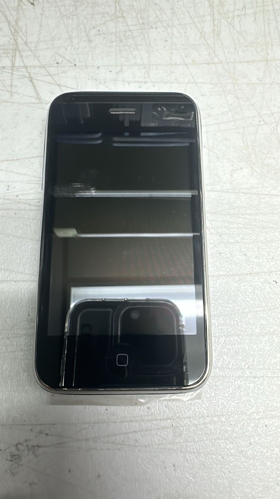 Apple iPhone 3GS Smartphone Not Turning on Phone for Parts Only