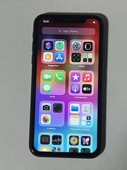 Apple iPhone XR – 64 GB – Black (Spectrum) Smartphone – MH6F3LL/A – *NO FACE ID*