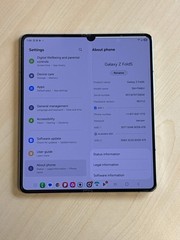 Unlocked Samsung Galaxy Z Fold 5 7.6&Prime; SM-F946U 512GB 12GB RAM – Lines on screen