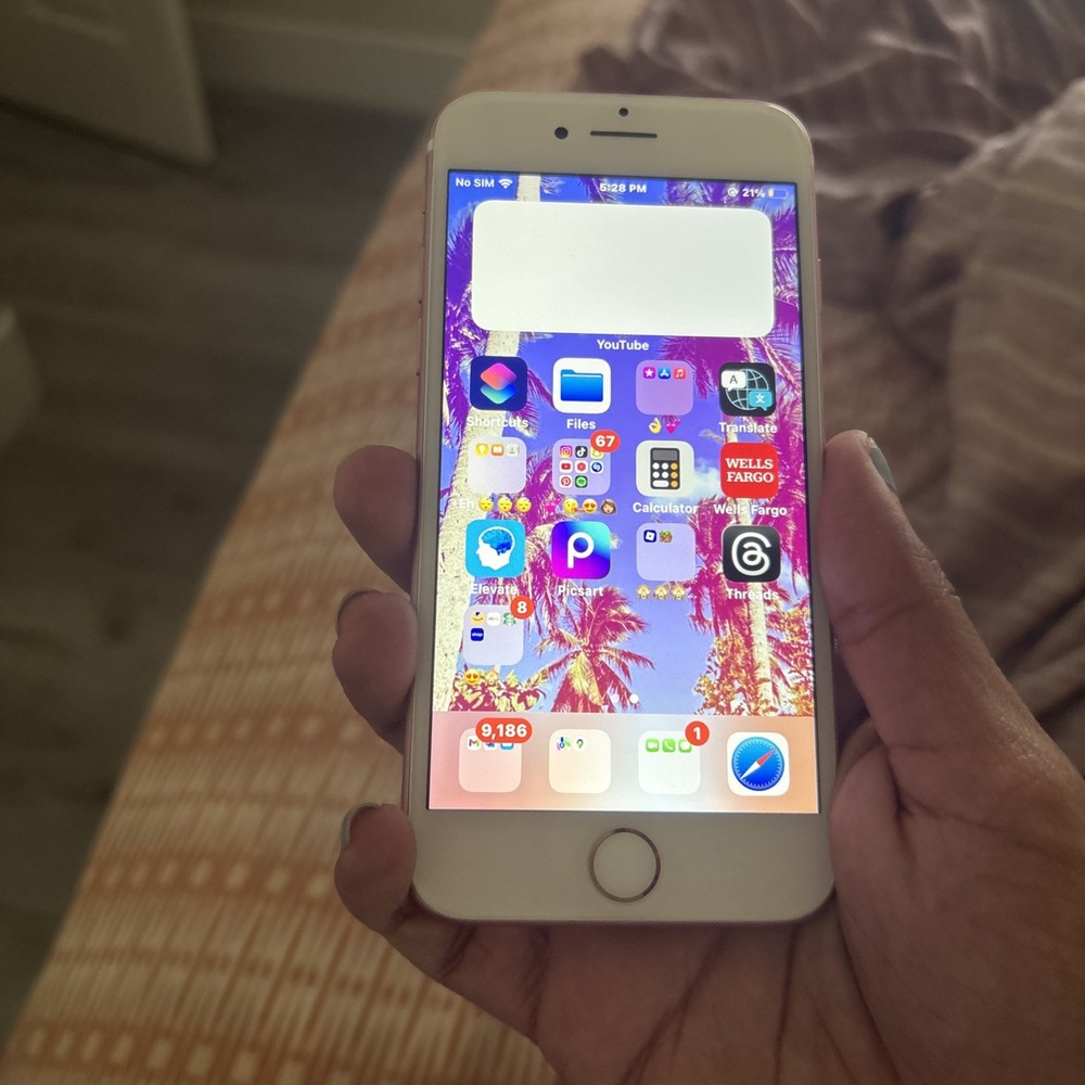 Apple iPhone 7 – 128 GB – Pink Gold (Unlocked)