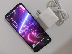 Asus ROG Phone 5 Unlocekd 5G 12+256 Android 6.78&Prime; Game Smartphone Good condition