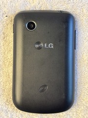 LG 306G / LG306G – Black ( TracFone ) Cellular Phone