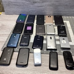 Random Lot of 20Cell Phones Untested, for Parts or Repair Assorted Apple Samsung