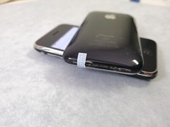 full working Unlocked Original Apple iPhone 3G – 8GB – Black A1241 (GSM) IOS3