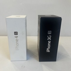 Apple iPhone 3GS Black & iPhone 4 White Bundle – Original Boxes & Chargers