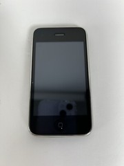 Apple iPhone 3GS – 8GB – Black (Unlocked) A1303 (GSM)