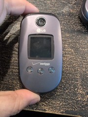 LG VX8350 Verizon Flip Open Bluetooth PURPLE V Cast 1.3 MP Cell Phone 3G