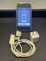 Apple iPhone 3GS 16GB White A1303 – Vintage Apple