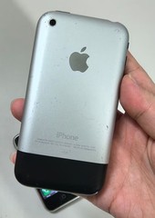 Apple iphone 2G 1st Generation 8GB Damaged Not working, Using parts motherboard