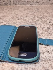 Samsung Galaxy S III Mini i8200 – Verizon 4G LTE Smartphone Untested