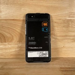 BlackBerry Z30 Black 5.0&Prime; LCD Display 2 GB Ram 16GB Rom Android Smartphone
