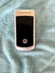 MOTOROLA W259 (UNKNOWN CARRIER) Untested Parts Repair No Returns