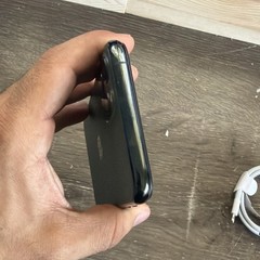 Apple iPhone 11 Pro – 64 GB – (Unlocked) – Midnight Green – Cracked Screen
