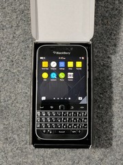 BlackBerry Classic Q20 16GB Factory UNLOCKED(4G) Keyboard Smartphone 90%