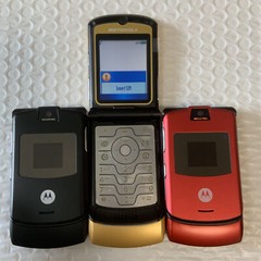Motorola RAZR V3 Flip Bluetooth MP4 video Unlocked GSM Mobile Phone 8 Colors