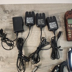 For Parts Lot Of 4 Cell Phones & Various Accessories Motorola Nokia Samsung