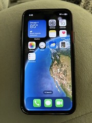 Apple iPhone XS – 256GB – Gold (Unlocked) A1920 (CDMA + GSM)