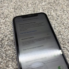 Apple iPhone 11 64 GB – Good Condition – Purple (Unlocked) 70% Battery Capacity