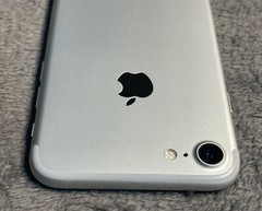 Apple iPhone 7 – 32GB – Silver (UNLOCKED) A1660 (CDMA + GSM) READ*