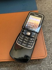 Nokia 8600 Luna unlocked 2G GSM BSliding phone