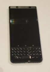 Broken Blackberry Keyone 32gb AT&T – Single SIM – Black LTE Qwerty BBB100-1