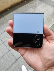 Original Samsung Galaxy Z Flip4 256GB F721U Unlocked Smartphone Open Box BLUE A+