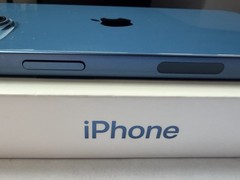GSM UNLOCKED MIDNIGHT iPhone 13 128GB W/ ORIG BOX BUNDLE