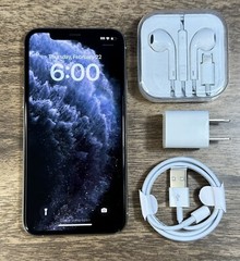 Apple iPhone 11 Pro Max – 64 GB – Silver (Unlocked) – 100% Battery – Excellent