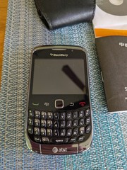BlackBerry Curve 9300 – 256 MB – Graphite Gray (AT&T)