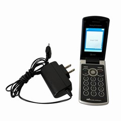 Sony Ericsson Walkman W518a Charcoal Gray AT&T MP3 Flip Phone