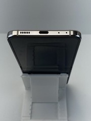 Samsung Galaxy Z Flip5 SM-F731U1 512GB Cream Excellent condition Unlocked