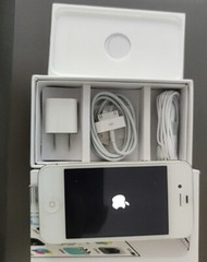Apple iPhone 4s – 16GB – Black/white (Unlocked) A1387 (CDMA + GSM) IOS6 Sealed