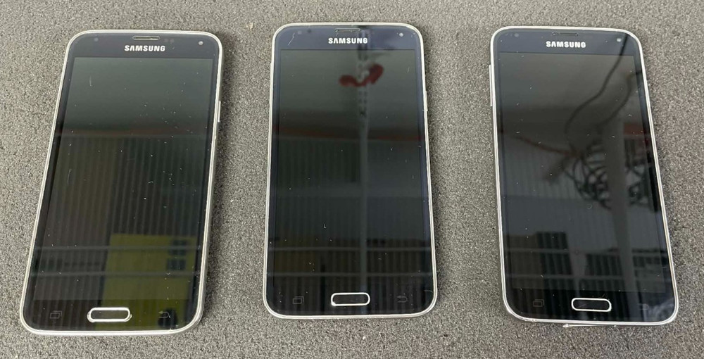 Lot of 3 Samsung Galaxy S5 Verizon Bar Black Wi-Fi Bluetooth Android SM-G900V