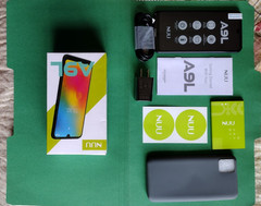 NUU A9L Cell Phone and Kit – 3GB RAM/32 GB ROM