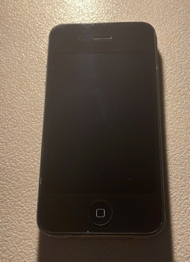 Apple iPhone 4 – Black (AT&T) A1332 (GSM) AS IS