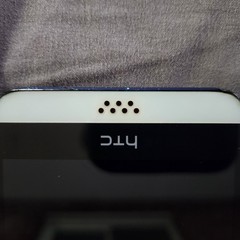 *Pre-owned* HTC Desire 530 1.5 MB Speckled Blue – Holds Charge
