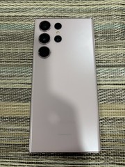 Samsung Galaxy S23 Ultra – 256 GB – (Comcast) CRACKED SCREEN/LCD
