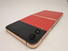 Galaxy Z Flip4 5G SM-F721U1 256GB Gold/RED Unlocked