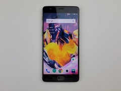 OnePlus 3T (A3000) 64GB (GSM Unlocked) Dual SIM Smartphone – SMALL ISSUE – H8259
