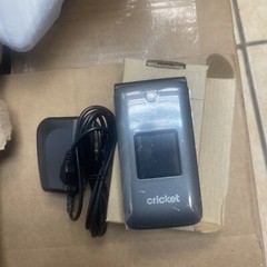 Alcatel (UNLOCK )| 4044C | 4GB | 4G LTE | Flip Phone | Cricket / GSM Unlocked