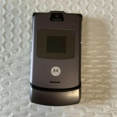 Motorola RAZR V3 Retro Flip Phone – Unlocked -Pristine GRADE A+ Phone XMAS