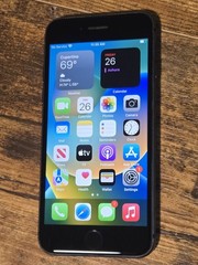 Apple iPhone 8 – 128 GB – Space Gray (Unlocked) Battery 81%