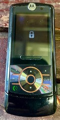 Lot of 9 Old Untested Cellphones Samsung, Nokia, Sanyo, iPhone, LG