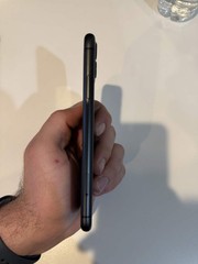 Apple iPhone 11 – 128 GB – Black – Unlocked ATT T-Mobile Verizon Minor Scratches