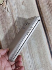 Samsung Galaxy Folder 2 G1650 16GB Dual SIM 8.0MP Flip SmartPhone -OPEN BOX-GOLD
