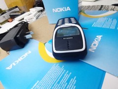 Nokia 3310 Navy blue Unlocked 2G GSM 900/1800 Mobile Phone (with Snake II Game)