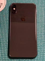 Apple iPhone XS – 64GB – Space Gray (Unlocked) A1920 (CDMA + GSM)