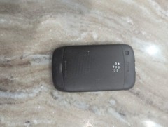 BlackBerry Curve 9330 – 512 MB – Clear (Verizon) AS IS